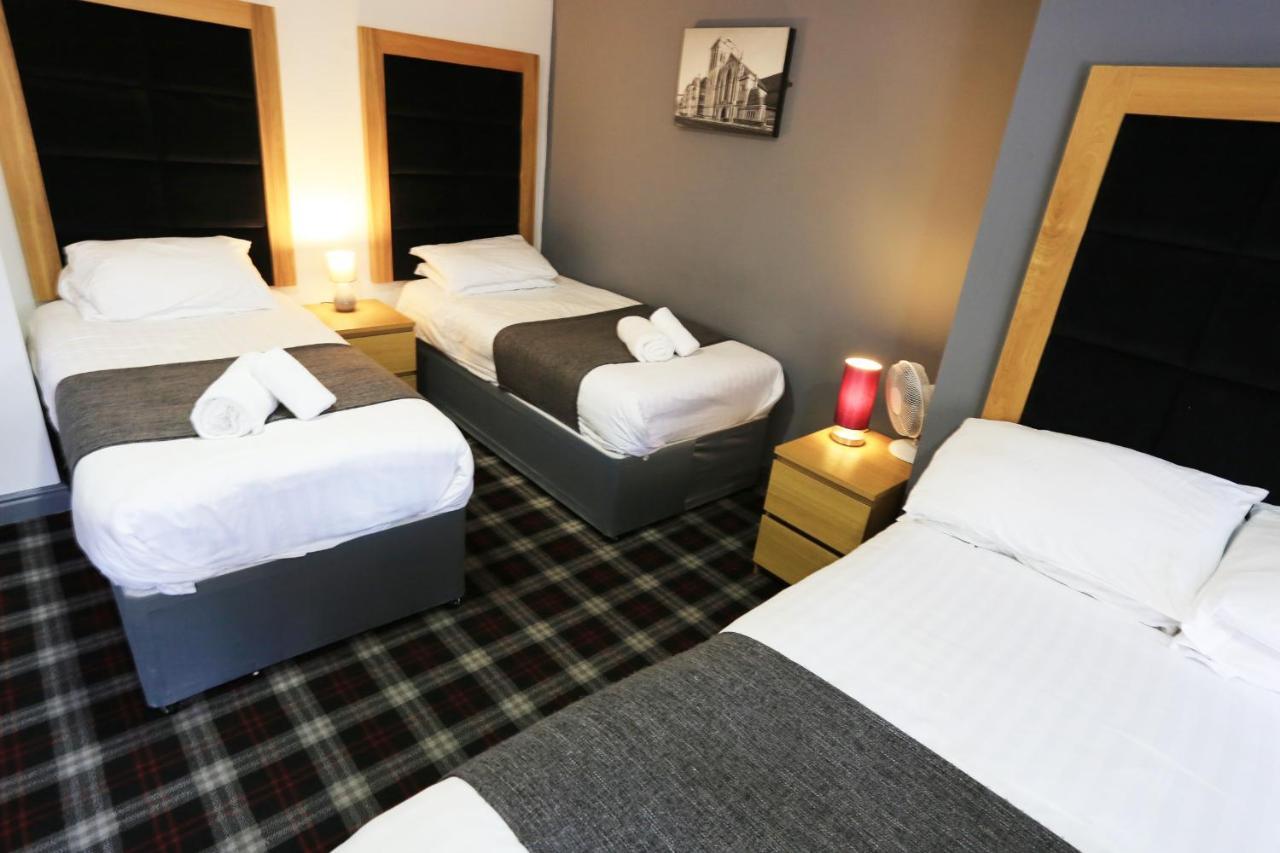 The Huddersfield Hotel Eksteriør billede