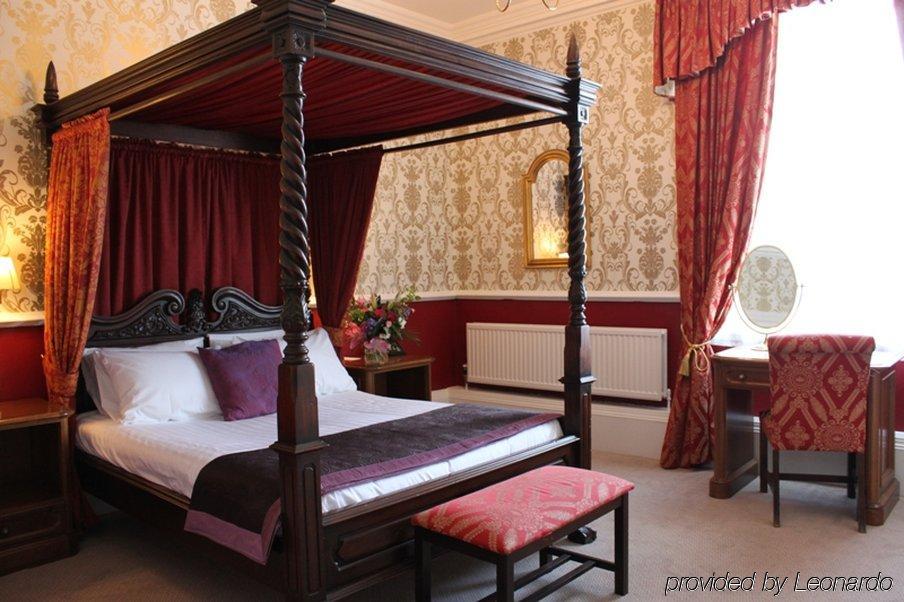 The Huddersfield Hotel Eksteriør billede