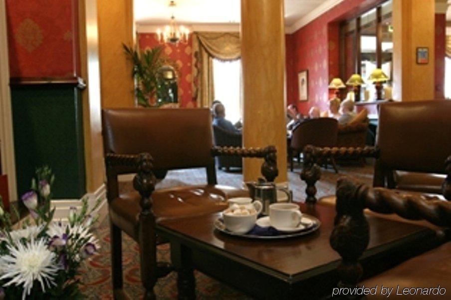 The Huddersfield Hotel Eksteriør billede
