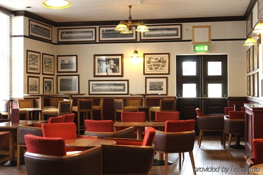 The Huddersfield Hotel Eksteriør billede