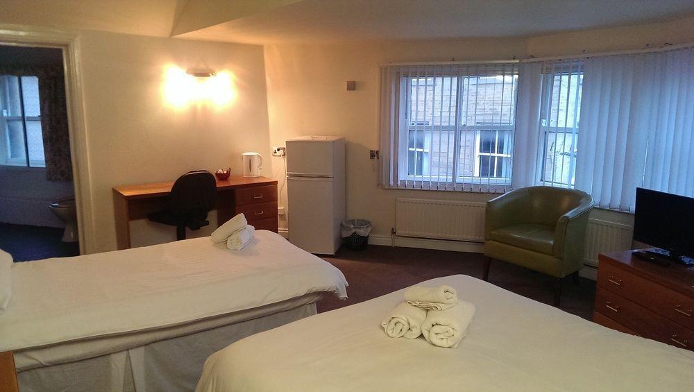 The Huddersfield Hotel Eksteriør billede