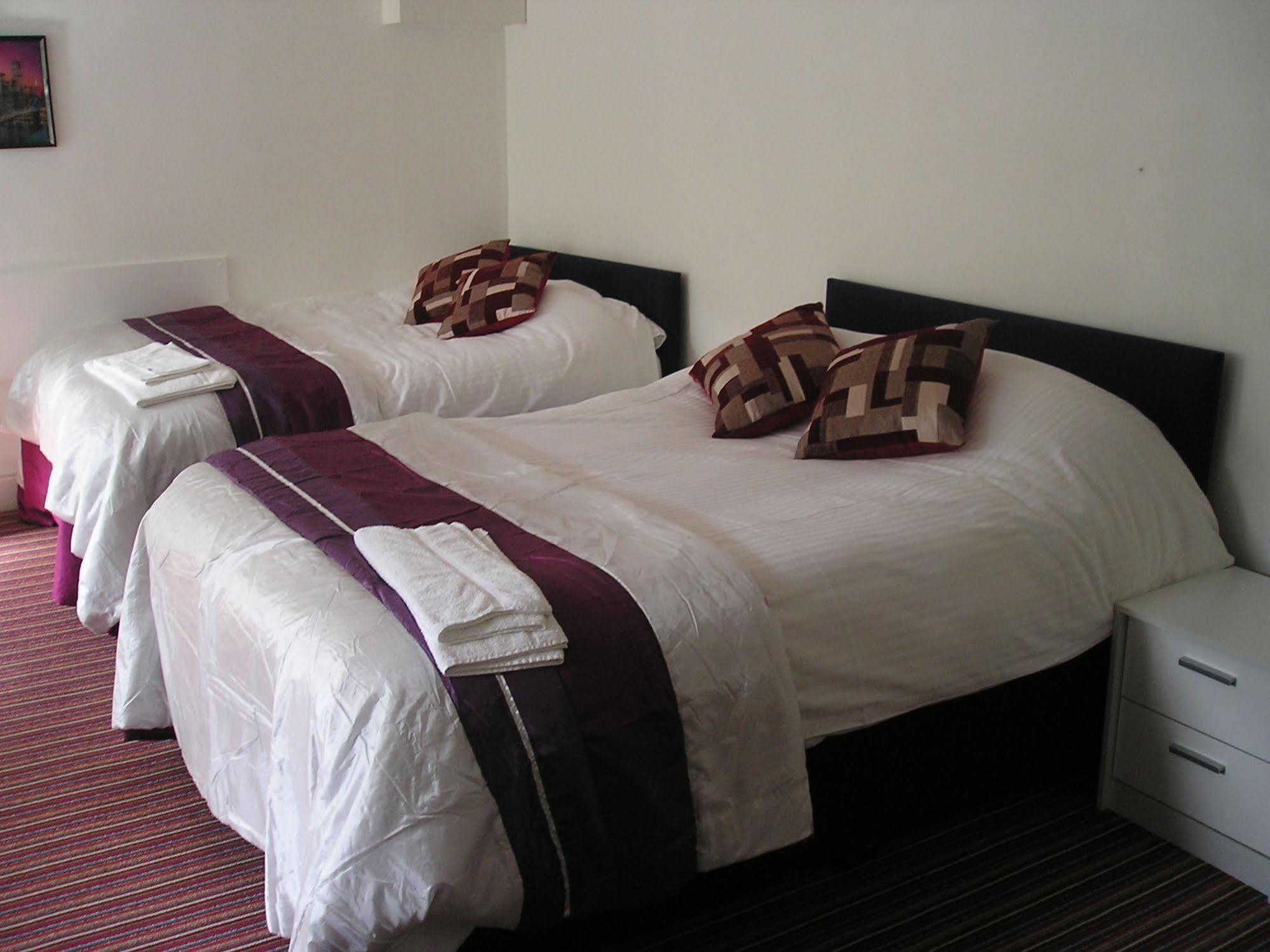 The Huddersfield Hotel Eksteriør billede